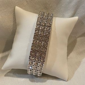 Touchstone Crystal, Wrist Shimmer Stretch Bracelet, Original Box with Sleeve